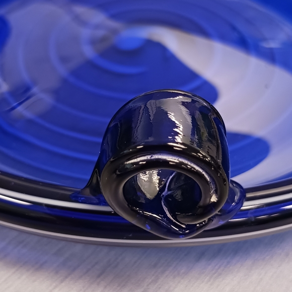 By Design Society  hand blown cobalt blue glass plate with three handles - Picture 3 of 5